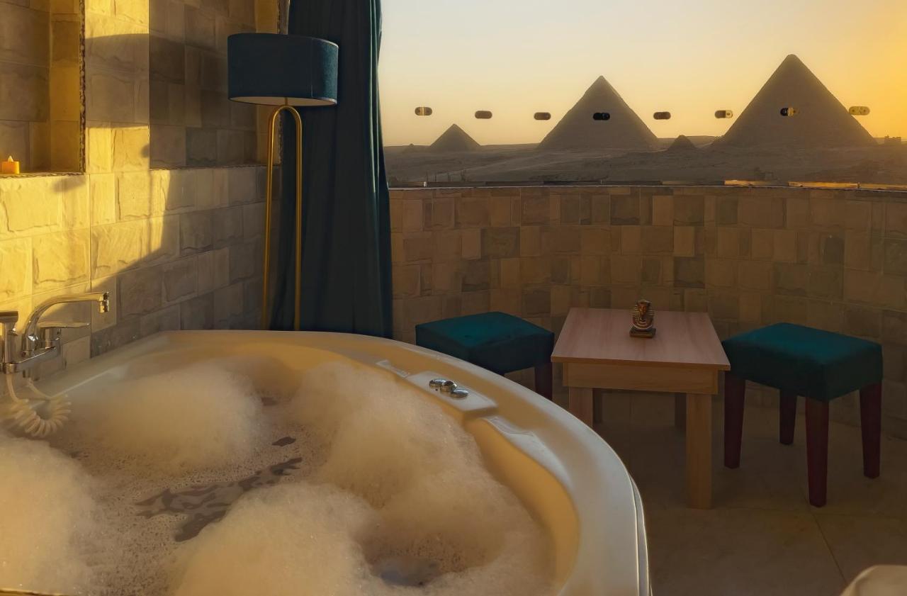 Jumeirah Pyramids View Inn Kafrat al Jabal Exterior photo